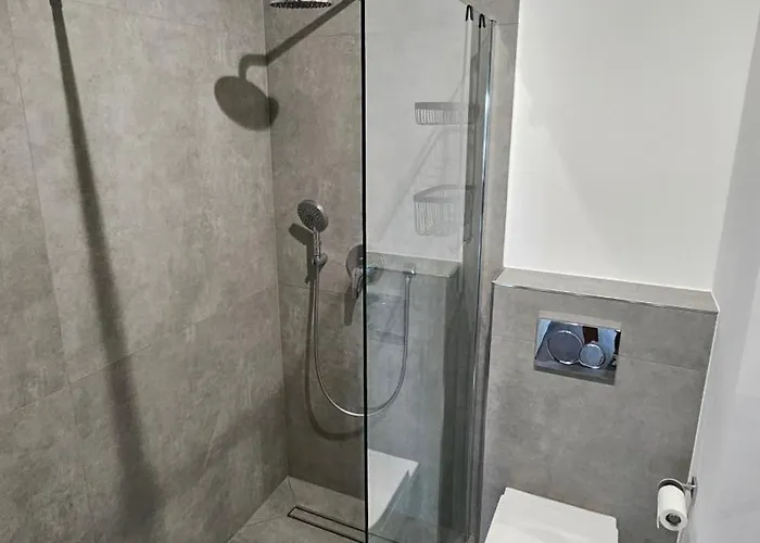 Bulgarska 60m2-3 Pokoje-piekny Widok-13 Pietro 24h Check In 아파트