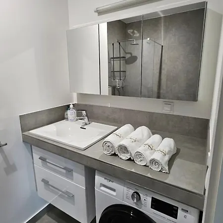 Bulgarska 60m2-3 Pokoje-piekny Widok-13 Pietro 24h Check In 포즈난