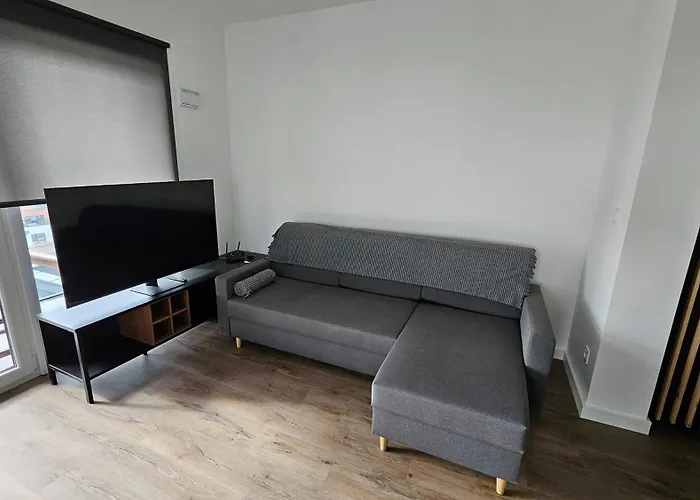 Bulgarska 60m2-3 Pokoje-piekny Widok-13 Pietro 24h Check In アパート