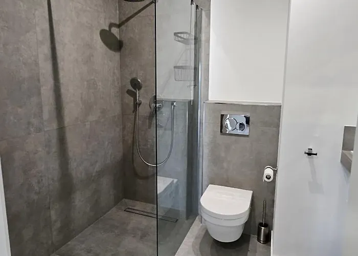 Bulgarska 60m2-3 Pokoje-piekny Widok-13 Pietro 24h Check In Appartamento